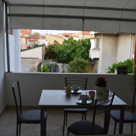 شقة Casa Le Sorelle فياريجيو